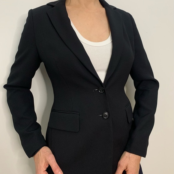 AMAZING CONDITION SMALL BLACK BLAZER - Picture 3 of 4